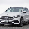 メルセデスベンツ GLA200d 4MATIC