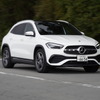 メルセデスベンツ GLA200d 4MATIC