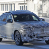 BMW X4 改良新型プロトタイプ（スクープ写真）