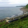 GV-E400系の投入により定期列車から姿を消す五能線のキハ40系。