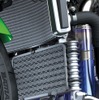 スーパーバイク世界選手権参戦マシンからのフィードバックに基づく空冷オイルクーラー