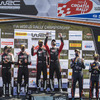 トヨタが1-2、優勝はセバスチャン・オジェ（中央右。隣＝中央左はコ・ドライバーのJ.イングラシア）。