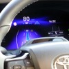 Advanced Driveでハンズオフ走行を可能とした状態。走行車線がブルーになっている