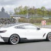 BMW M8をベースとした謎の開発車両（スクープ写真）