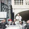 2013年、バチカン（フランシスコ教皇）