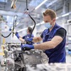 BMWグループのドイツ・ディンゴルフィン工場で生産が開始された iX と i4 のEVパワートレイン