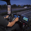 フルカラーのデジタルディスプレイとタッチスクリーンを採用したメルセデスベンツのトラック「アクトロス」