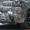 BMWの新型クーペSUVのプロトタイプ。車名は「X8」か「XM」か（スクープ写真）
