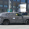 BMWの新型クーペSUVのプロトタイプ。車名は「X8」か「XM」か（スクープ写真）