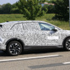 アウディの中国向け電動SUV（スクープ写真）