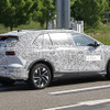 アウディの中国向け電動SUV（スクープ写真）