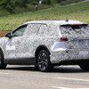 アウディの中国向け電動SUV（スクープ写真）