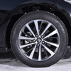 トヨタ クラウン（215/55R17）