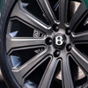ベントレー・ベンテイガ の22インチカーボン製ホイール
