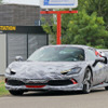 フェラーリ 296GTB スパイダー プロトタイプ（スクープ写真）