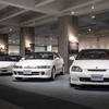 NSXに始まった「タイプR」の系譜。左が初代シビックタイプR（ホンダコレクションホール展示車）