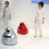 【CEATEC08】写真蔵…日産のロボットカーはハチの動き