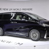 アジアではすでに販売されているLEXUS高級ミニバン『LM』（上海モーターショー2019にて）