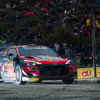 WRC第11戦スペインで優勝した#11 ティエリー・ヌービル（ヒュンダイ）。