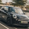 MINI エレクトリック「シャドー・エディション」