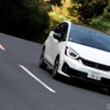 Honda フィット e: HEV Modulo X