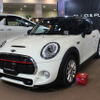 『プラグアンドプレイ・PLUG&PLAY 1080』搭載のデモカー。