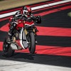 ドゥカティ・ストリートファイターV4S（参考）