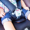 「警察庁やJAFが指導している正式な着用方法でも、重篤な怪我をする子どもは多い」という。写真はイメージ