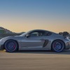 ポルシェ ケイマンGT4 RS