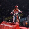 トニー・ボウ選手とMontesa COTA 4RT
