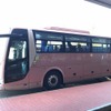 乗合バス乗車風景