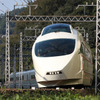 小田急では終夜運転を行なわないが、元旦には恒例の『ニューイヤーエクスプレス号』を50000形VSEで運行する。