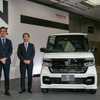 写真左からN-BOX商品企画担当・矢野達也氏、N-BOX開発責任者・宮本渉氏。