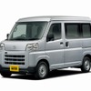 トヨタ ピクシス バン デラックス（4WD CVT）（ブライトシルバーメタリック）
