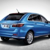 ダイムラーとBYDのEV、デンツァ（2014年）