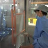 バス室内での散布の様子
