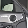 ドアには「BE-FIT AM for Mercedes-Benz」が装着されている