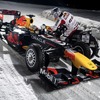 マックス・フェルスタッペンが新たなカーナンバー#1をつけて氷上走行