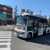 公道を走行中の実証車両