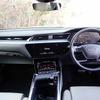 アウディ e-tron 50クワトロ アドバンスト