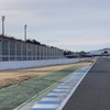 最終コーナー立ち上がりのライトパネル