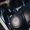 削り出しBreitlingロゴ