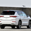 三菱 アウトランダーPHEV