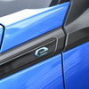 プジョーe-2008