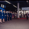 25年前、『スーパーおおぞら1号』の出発式。「航空機並のサービス」を目指してツインクルレディと呼ばれる女性客室乗務員が華やかに旅を演出していた。実際、『スーパーおおぞら』は空路の客をかなり奪っていた。