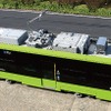 6000形の屋根上。折畳み高さ3.74mのZパンタグラフと集中式冷房装置1基を搭載している。