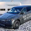 メルセデスベンツ EQS SUV のプロトタイプ