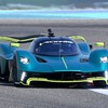 アストンマーティン・ヴァルキリー AMR プロ