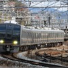 東海道本線（JR神戸線）の普通列車。同線の大阪～神戸間は40円アップの450円に。