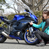 小鳥遊レイラさんとヤマハ YZF-R7